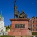 Monumen Minin dan Pozharsky di Nizhny Novgorod (Wikipedia)