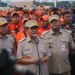 Gubernur DKI Jakarta, Pramono Anung (tengah) setelah selesai Apel bersama para jajarannya di kawasan Monas, Jakarta. (Foto: Sulindo/Iqyanut Taufik)